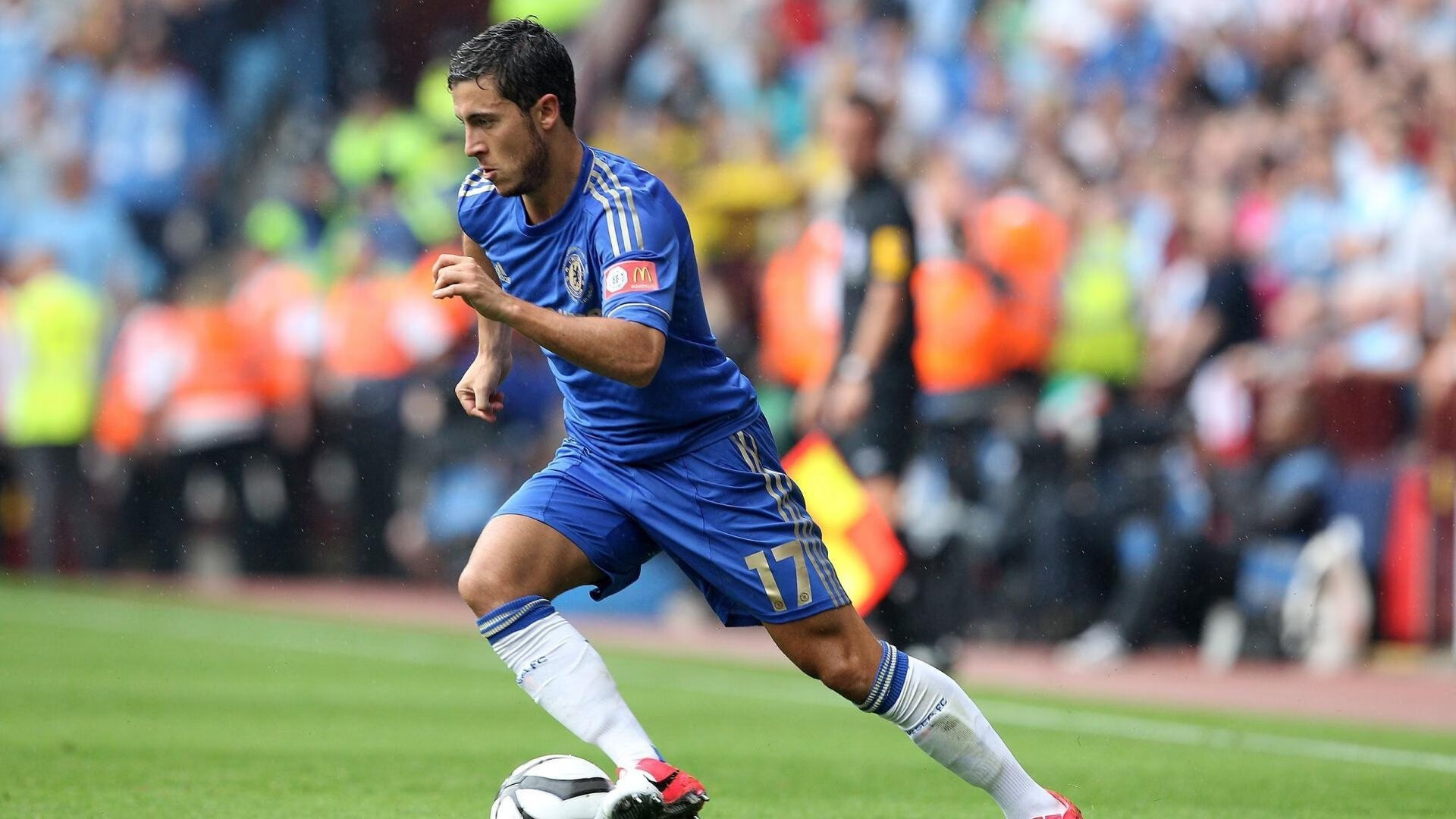 巴西队在南美预选赛中领先，提前锁定出线席位