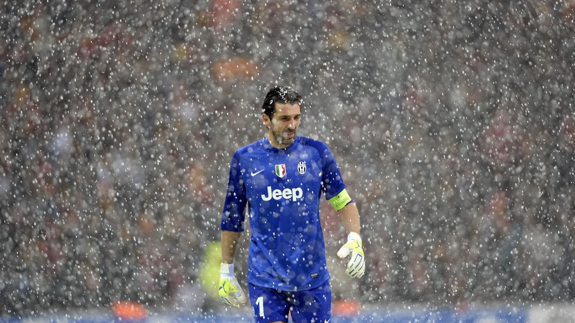 赛场设施全面升级，主赛场新音响与智能统计系统投入使用，赛场上的音乐